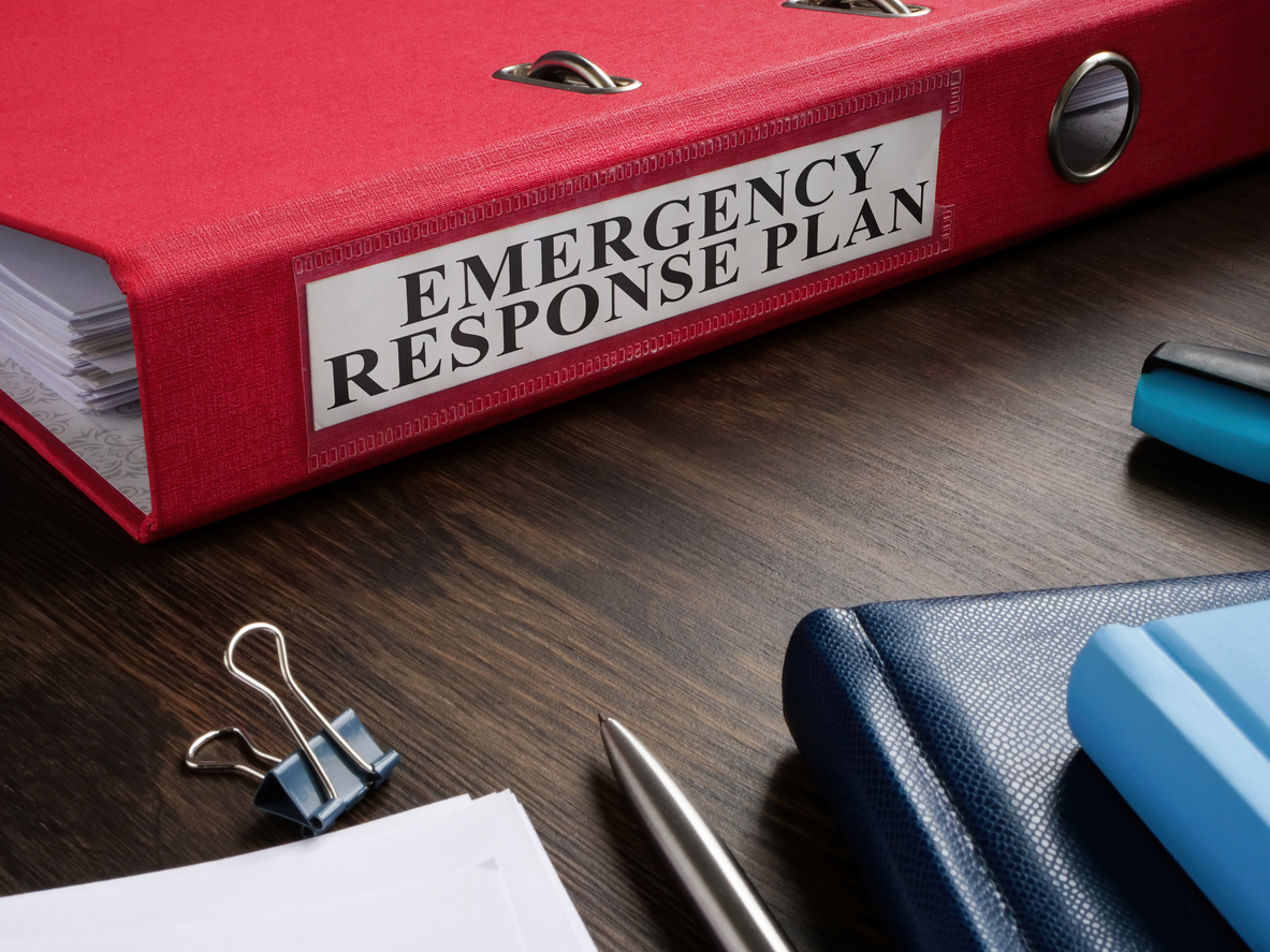 A binder that reads emergency response