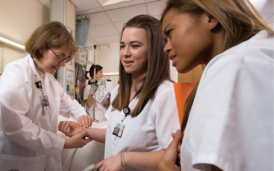 Nurses in lab