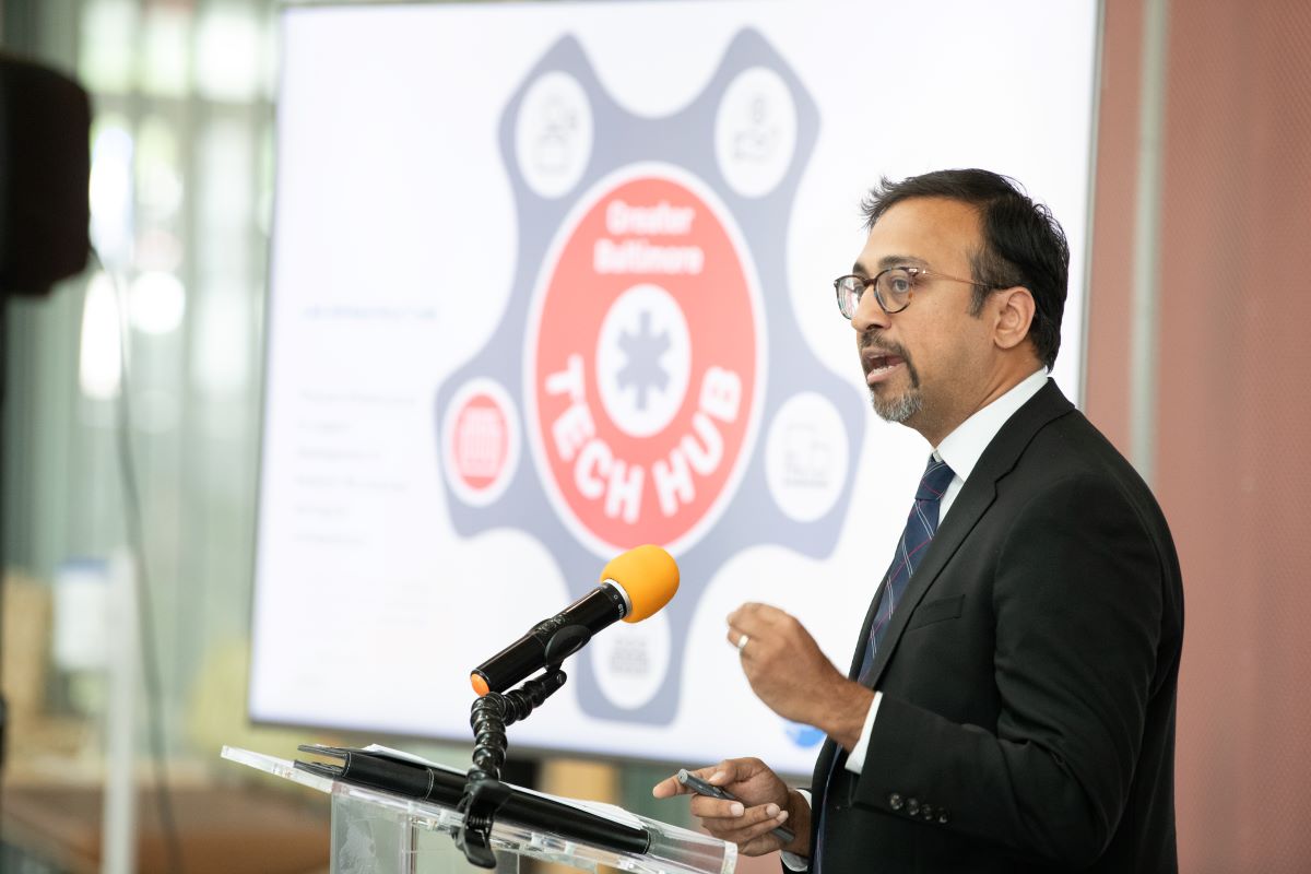 Pothik Chatterjee, Greater Baltimore Committee chief economic officer, outlines specifics of Tech Hub proposal during event at Morgan State.